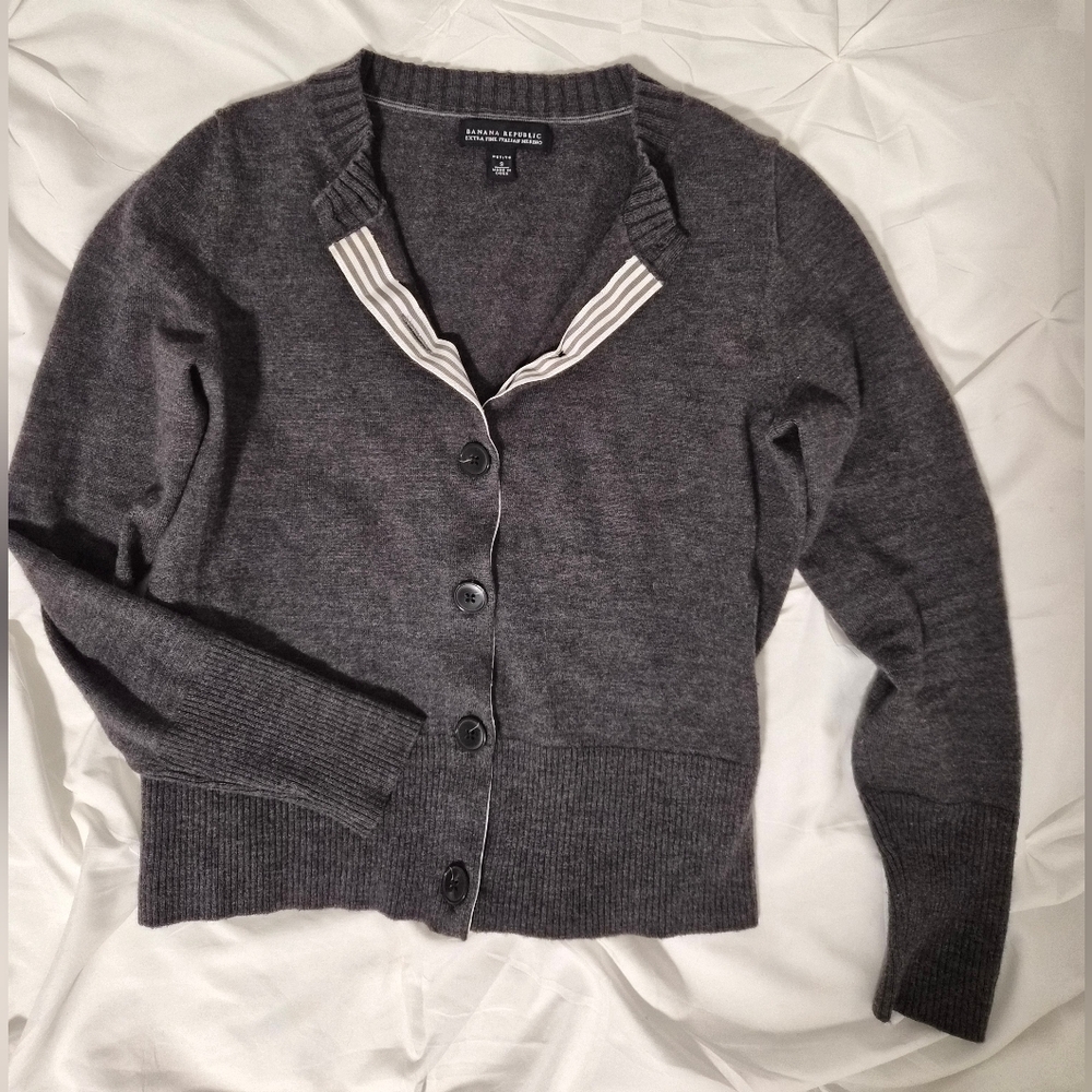 Banana Republic 82% Wool Gray Button-Up Cardigan